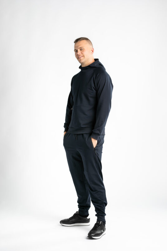 Õhemad lukuga taskutega dressipüksid meestele - Image 4