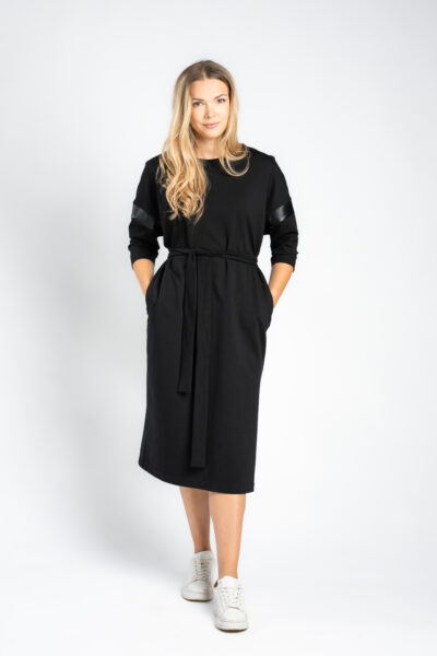 Oversize kleit "Äly" hõbedase detailiga