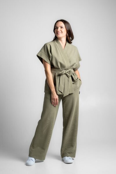 Lühikese varrukaga kimono, lühem mudel