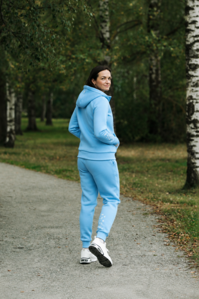 Soe dressikomplekt, dressipüksid ja kapuutsiga pusa